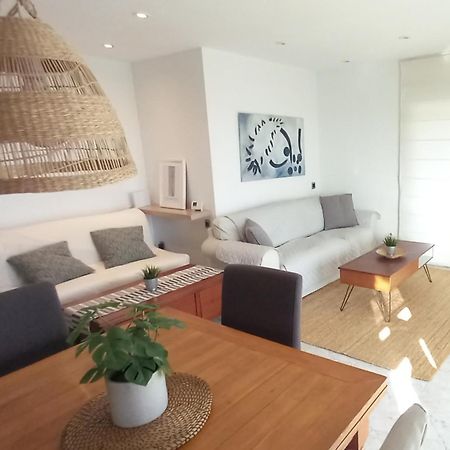 מזנואו Bright Apartment Near The Beach And Barcelona By Train מראה חיצוני תמונה