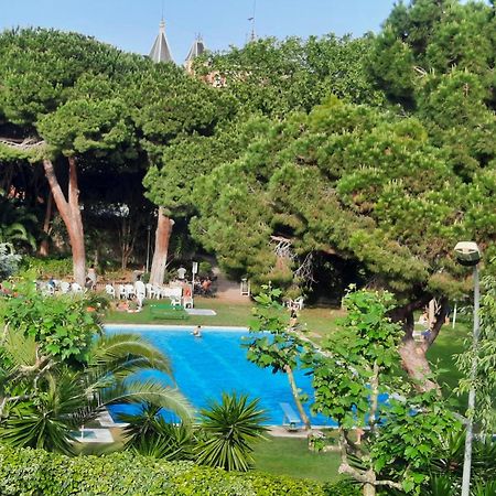 מזנואו Bright Apartment Near The Beach And Barcelona By Train מראה חיצוני תמונה
