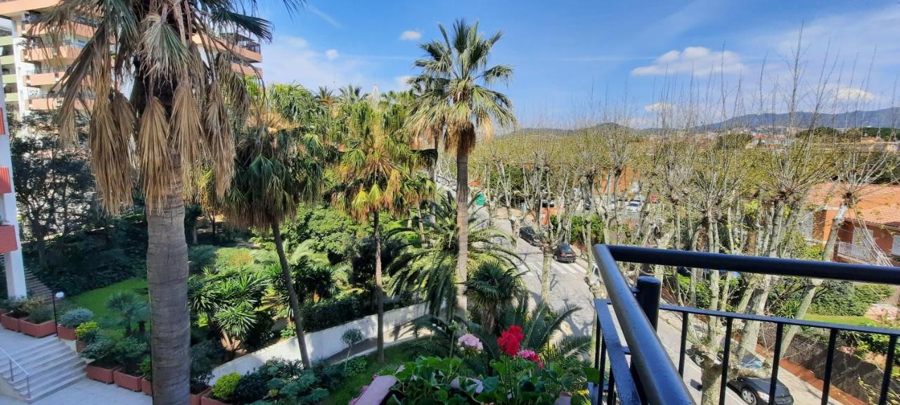 מזנואו Bright Apartment Near The Beach And Barcelona By Train מראה חיצוני תמונה
