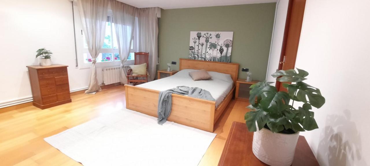 מזנואו Bright Apartment Near The Beach And Barcelona By Train מראה חיצוני תמונה