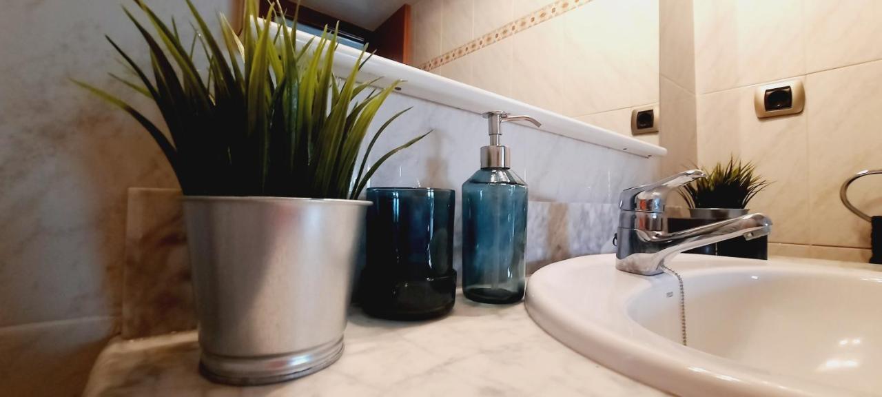 מזנואו Bright Apartment Near The Beach And Barcelona By Train מראה חיצוני תמונה